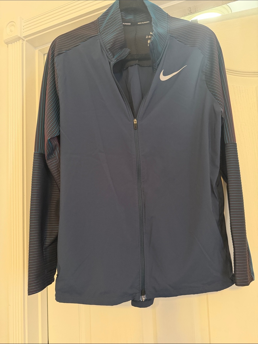 Nike Element Future Fast Hybrid Full Zip Running Jacket Navy Blue Medium